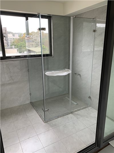L型無框開門